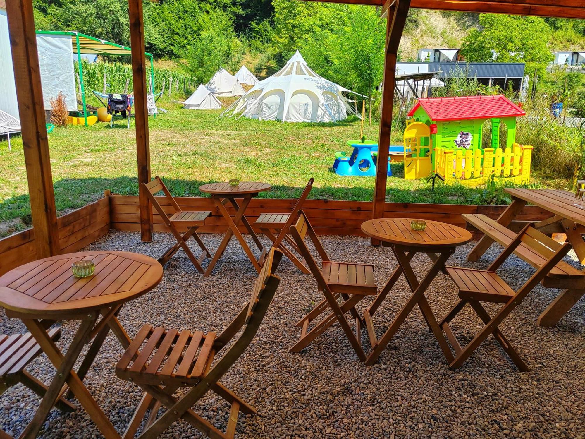 Luna Rock Glamping Brezoi - Blue Scai Dış mekan fotoğraf