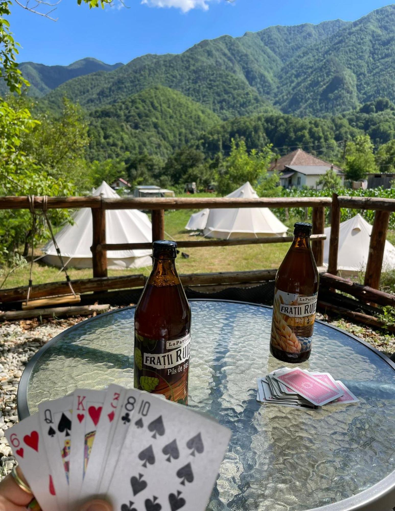 Luna Rock Glamping Brezoi - Blue Scai Dış mekan fotoğraf