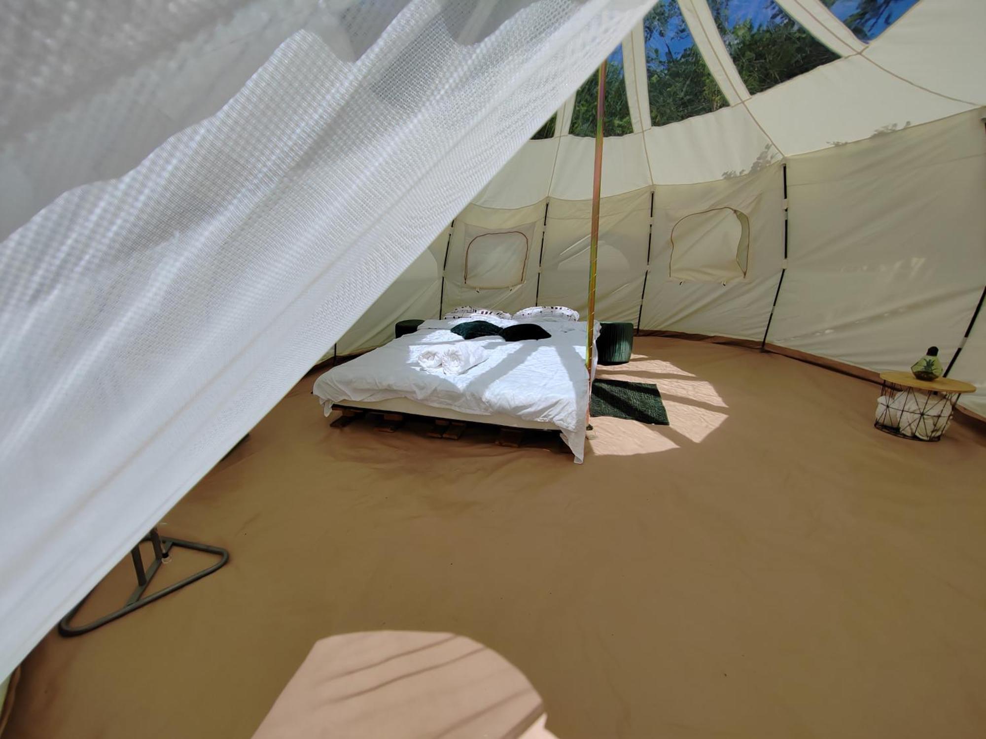 Luna Rock Glamping Brezoi - Blue Scai Dış mekan fotoğraf