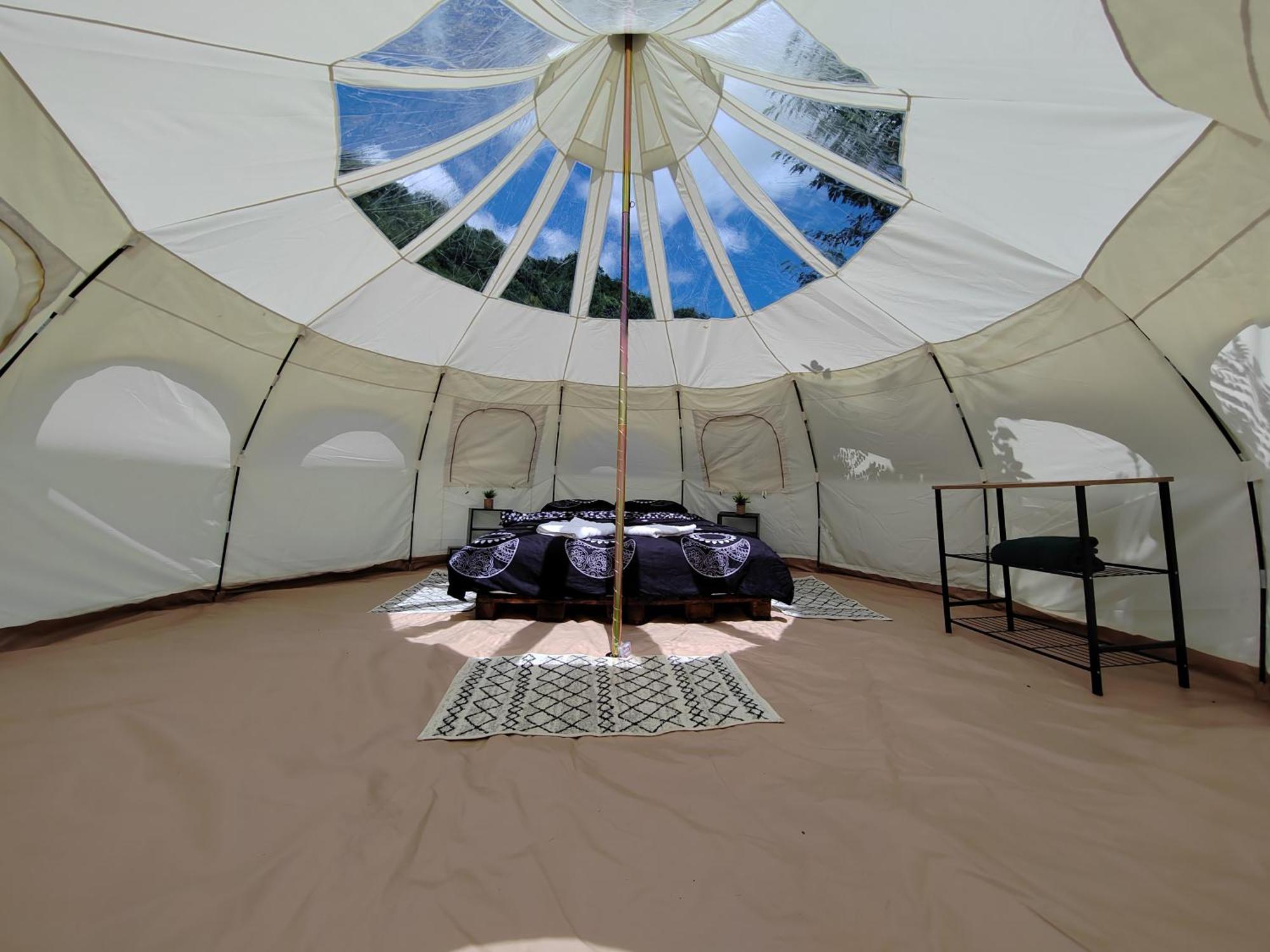 Luna Rock Glamping Brezoi - Blue Scai Dış mekan fotoğraf