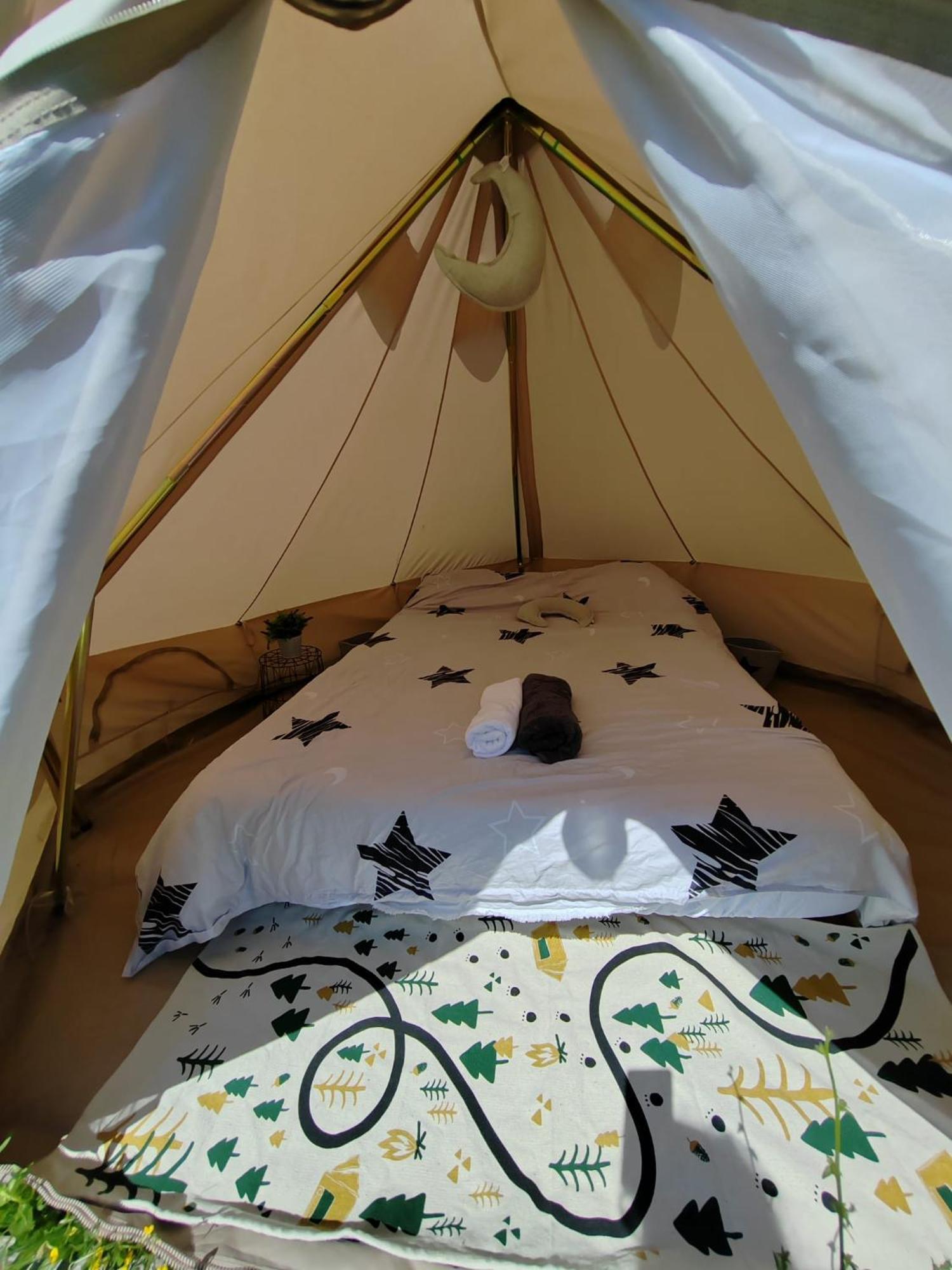 Luna Rock Glamping Brezoi - Blue Scai Dış mekan fotoğraf